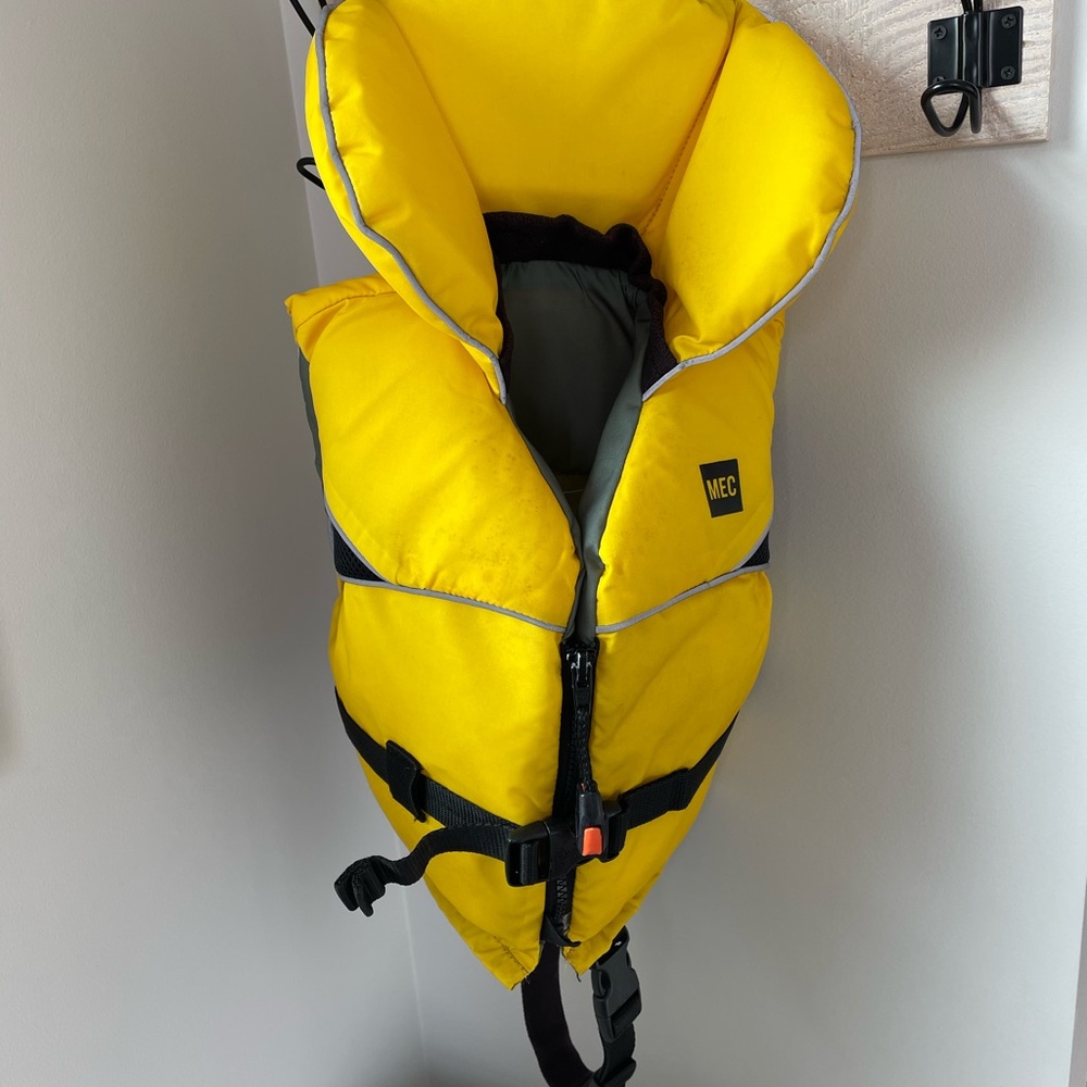MEC 20-30 lb Kids Life Vest